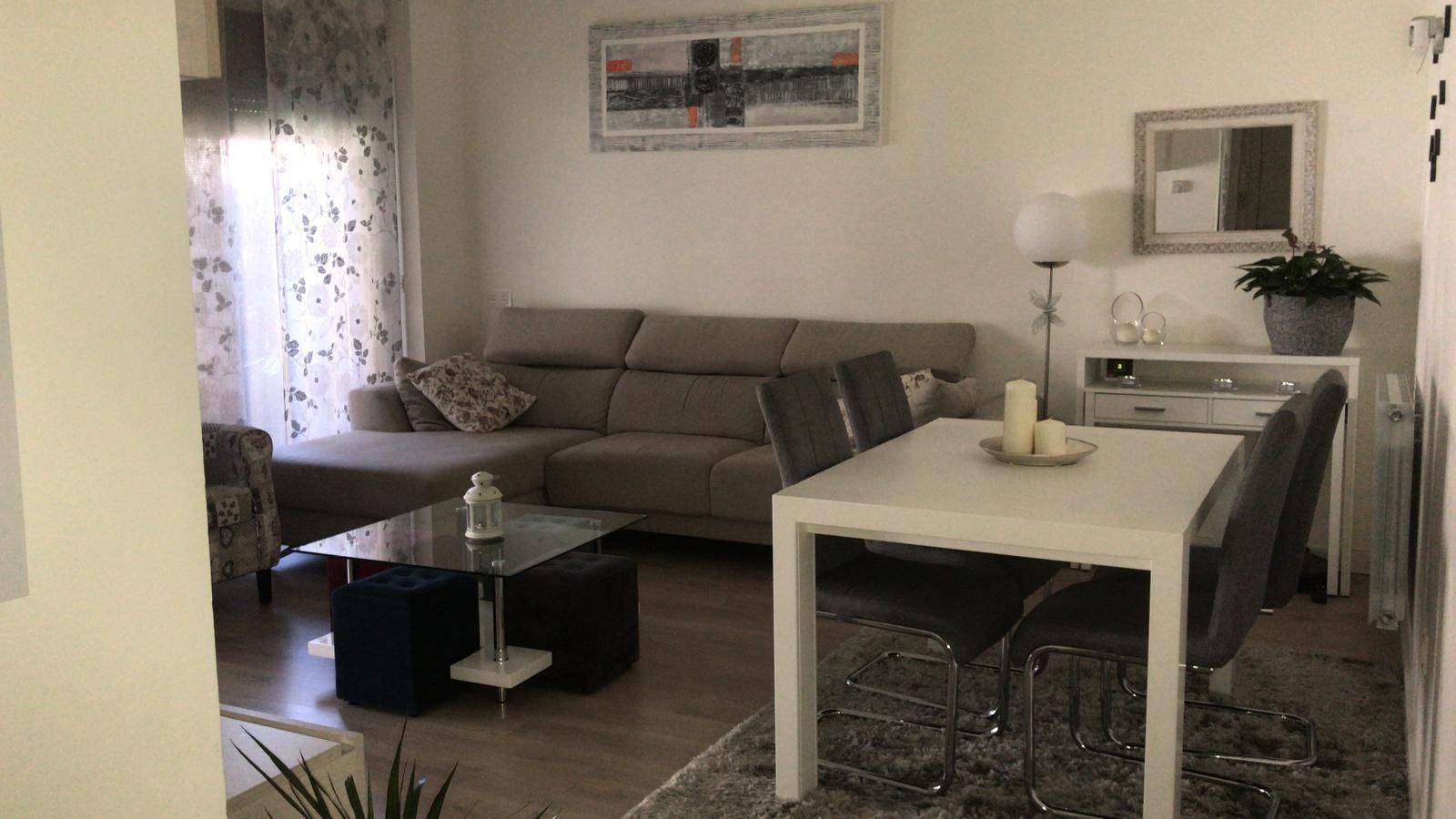 Living room of Flat for sale in Barberà del Vallès  with Air Conditioner, Heating and Terrace