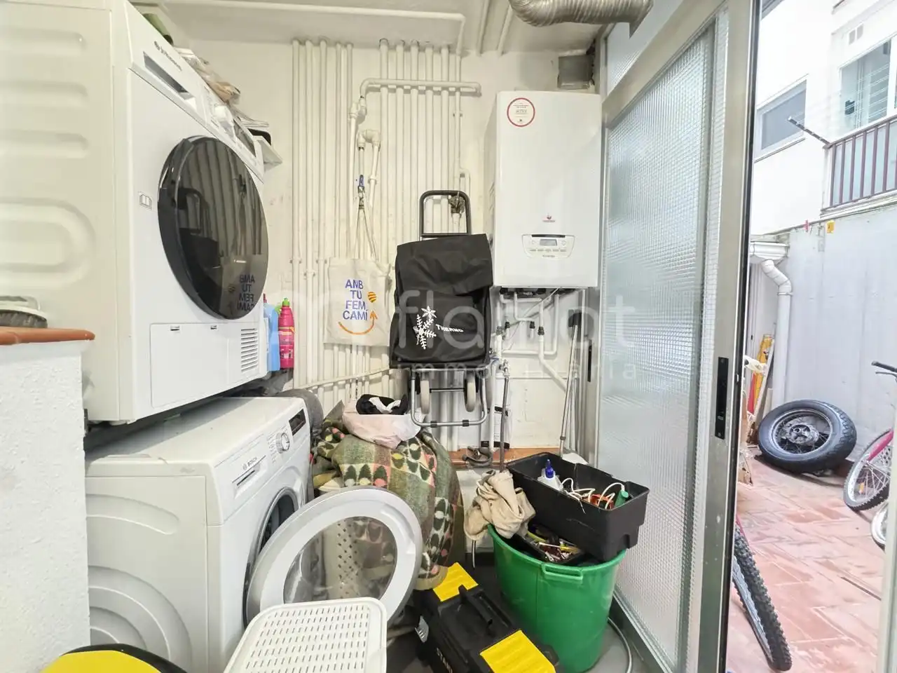 Piso en venta en Girona con Terraza