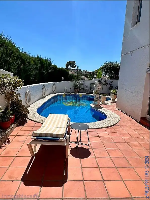 Xalet amb piscina en venda a Centro