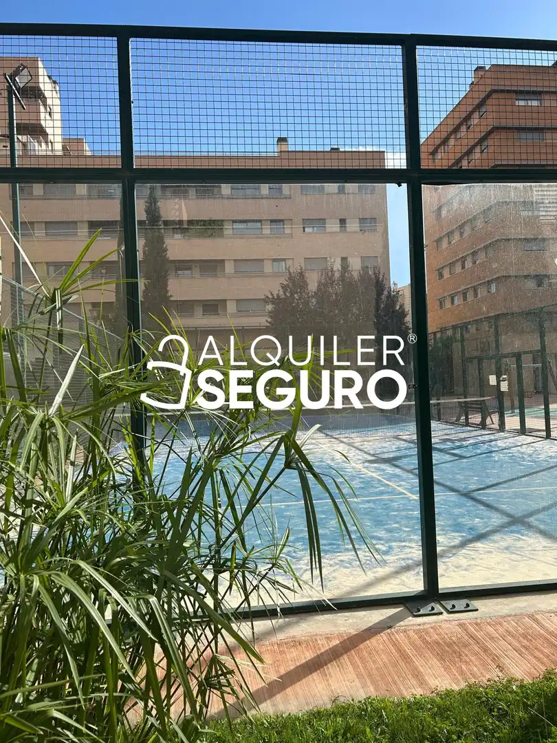 Flat with pool to rent in Catedratica Asun. Linares, imagen 6