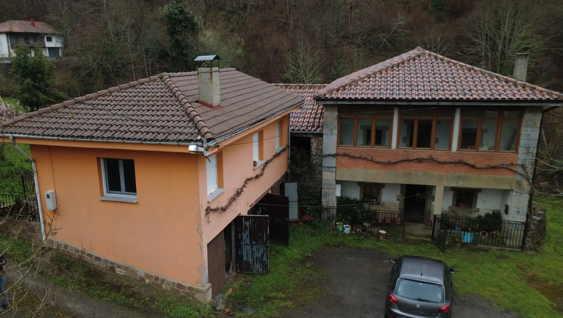 Vista exterior de Casa o xalet en venda en Oseja de Sajambre amb Calefacció