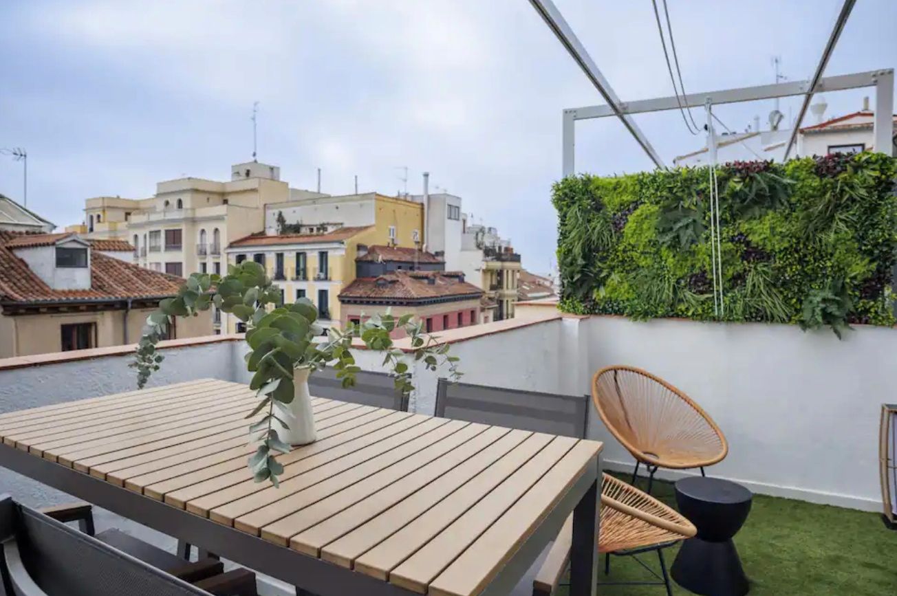 Terrassa de Apartament de lloguer en  Madrid Capital amb Aire condicionat, Calefacció i Parquet