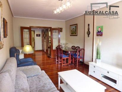 Living room of Flat for sale in Bilbao   with Heating, Terrace and Storage room