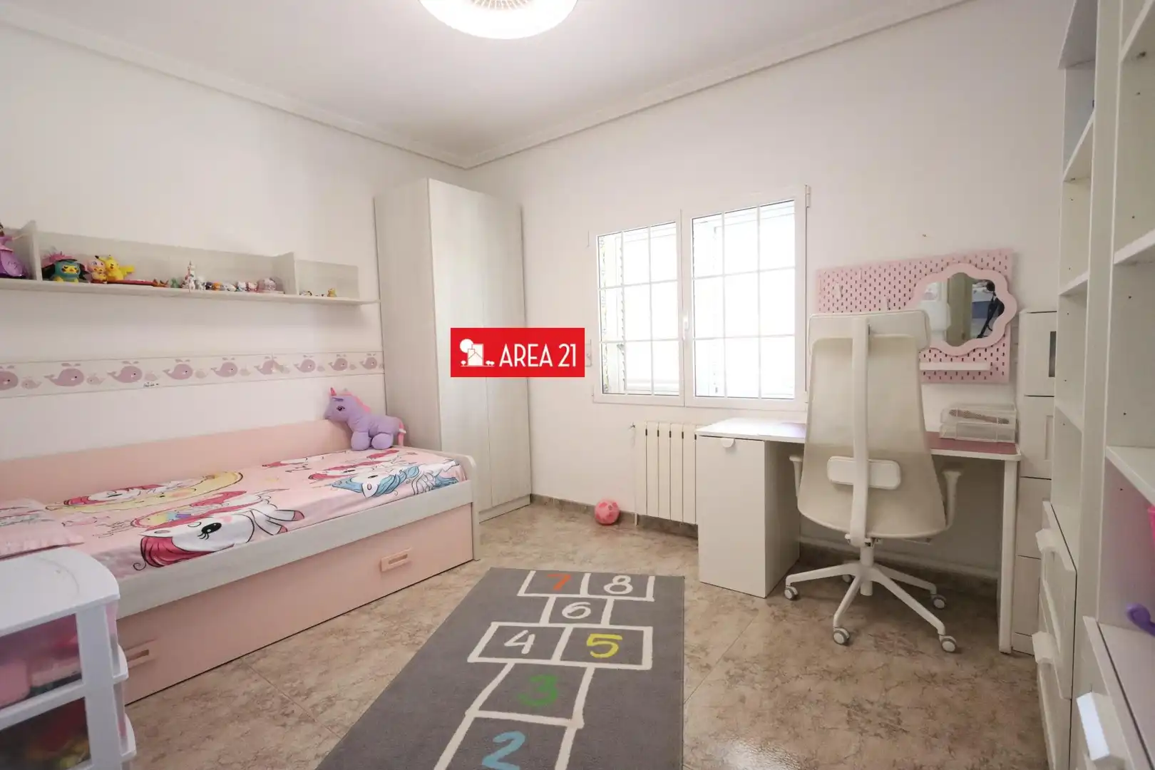 Bedroom of Houses for sale in La Pobla de Vallbona  with Heating, Terrace and Storage room