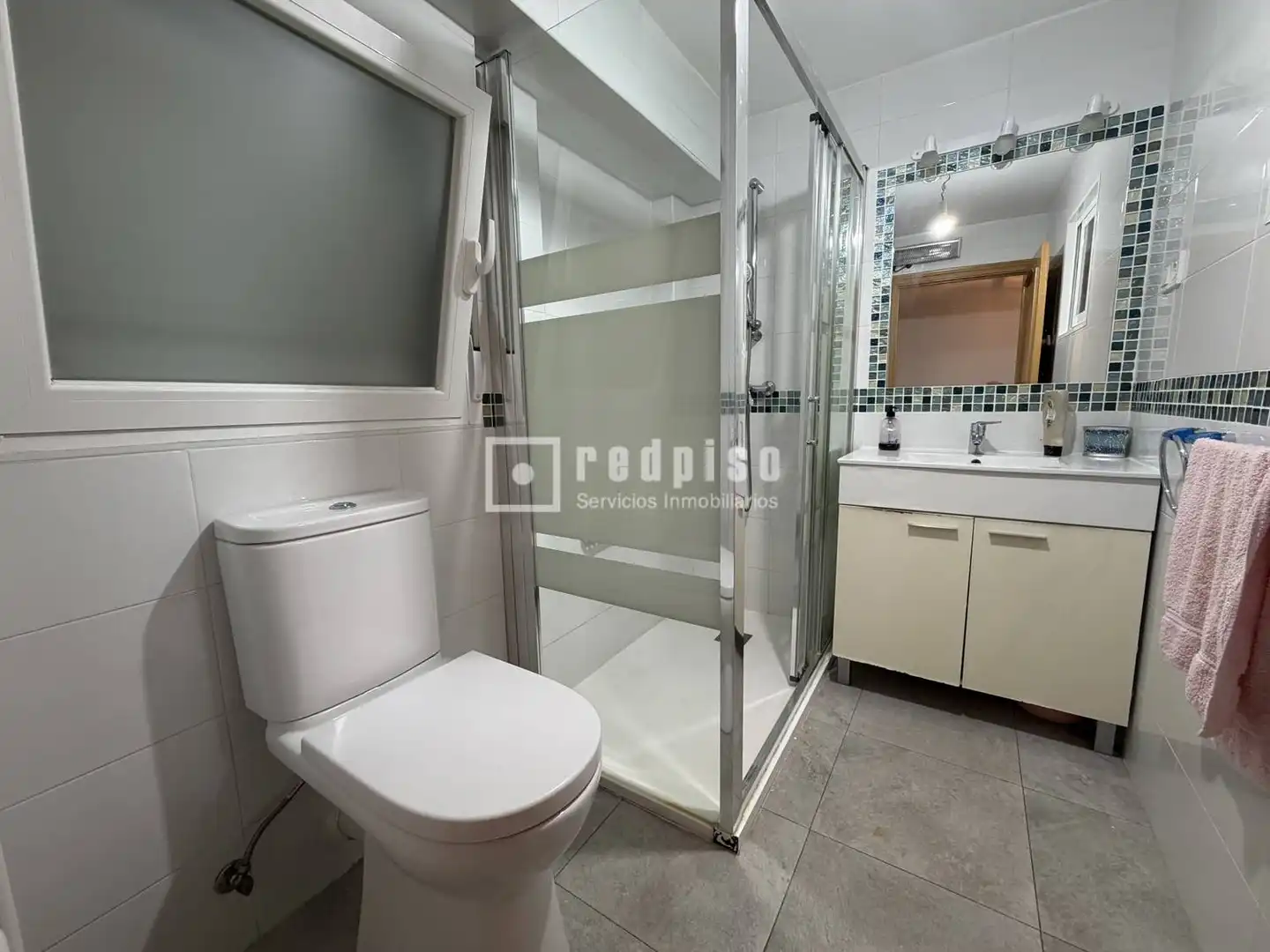 Bathroom of Flat for sale in Madrid  with Heating