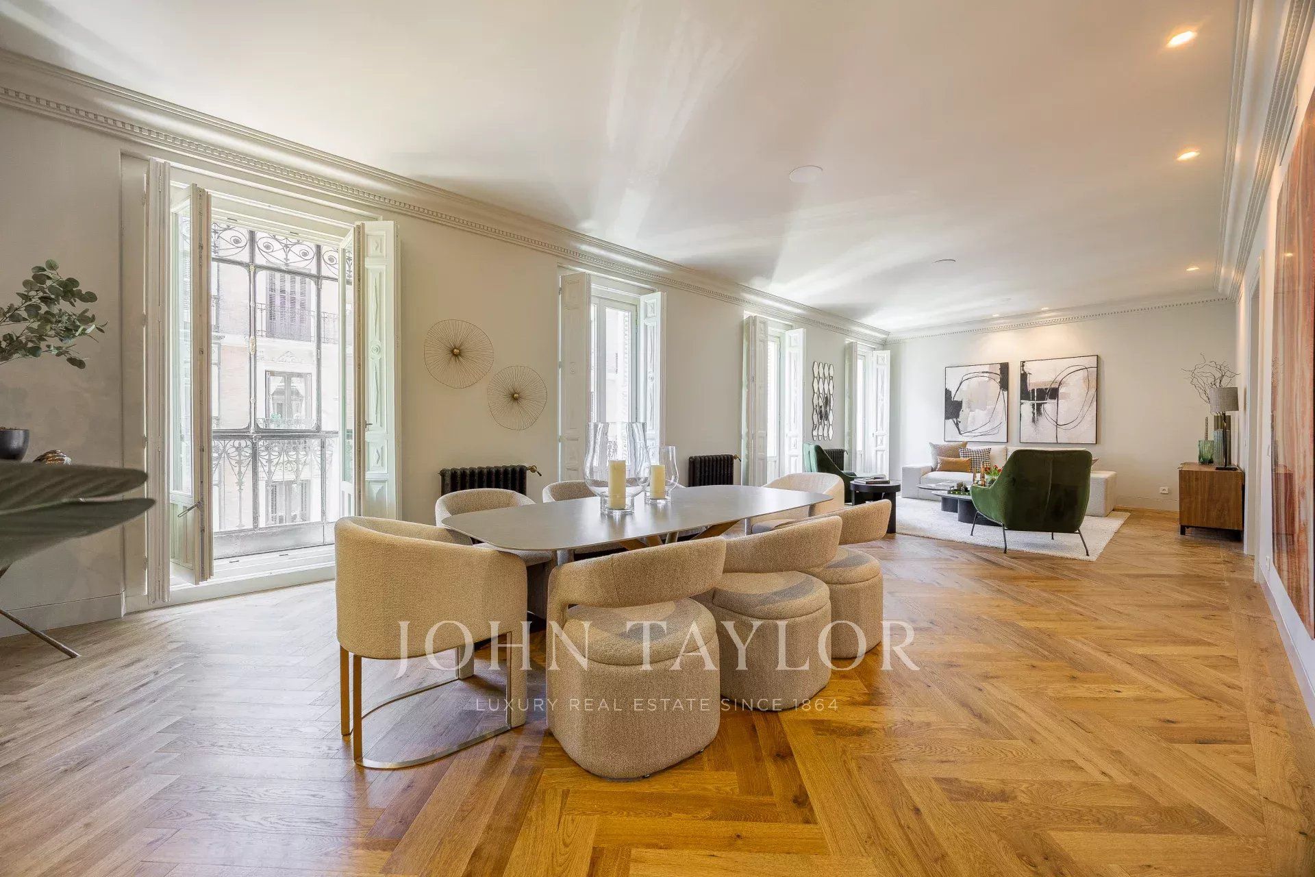 Comedor de Piso en venta en  Madrid Capital con Aire acondicionado, Calefacción y Trastero