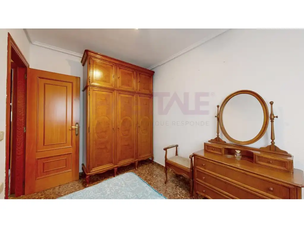 Habitación de Piso en venta en Quatre Carreres