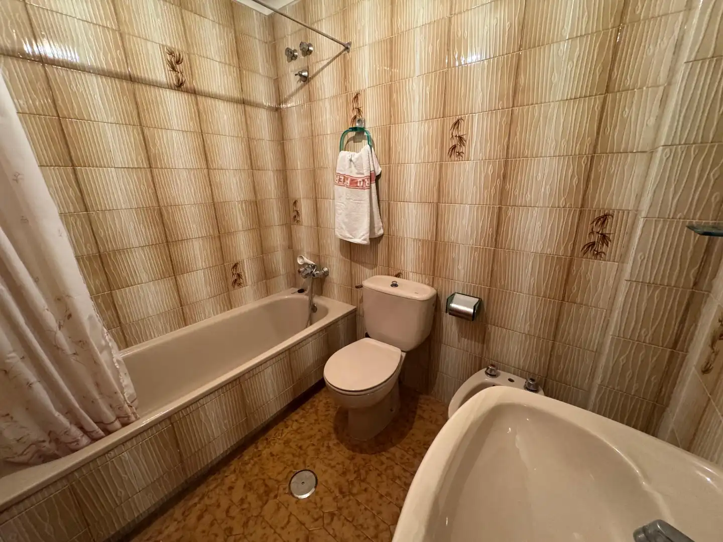 Baño de Piso en venta en Hellín con Balcón
