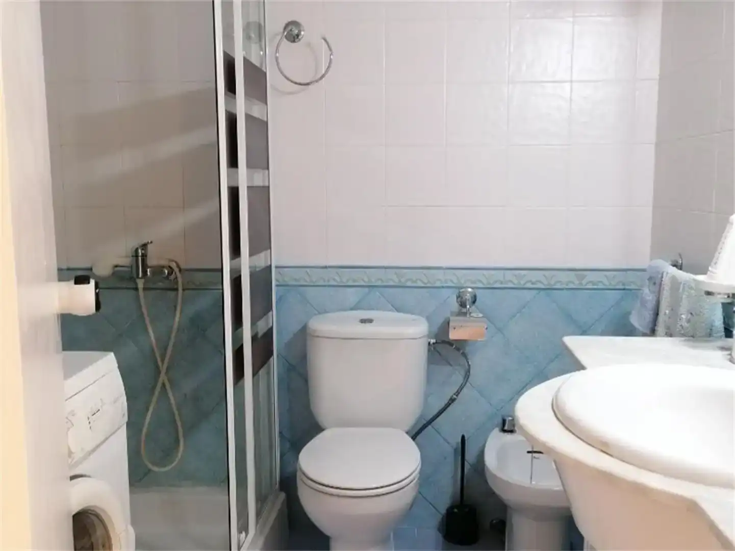 Baño de Piso en venta en Calañas con Aire acondicionado, Amueblado y Horno