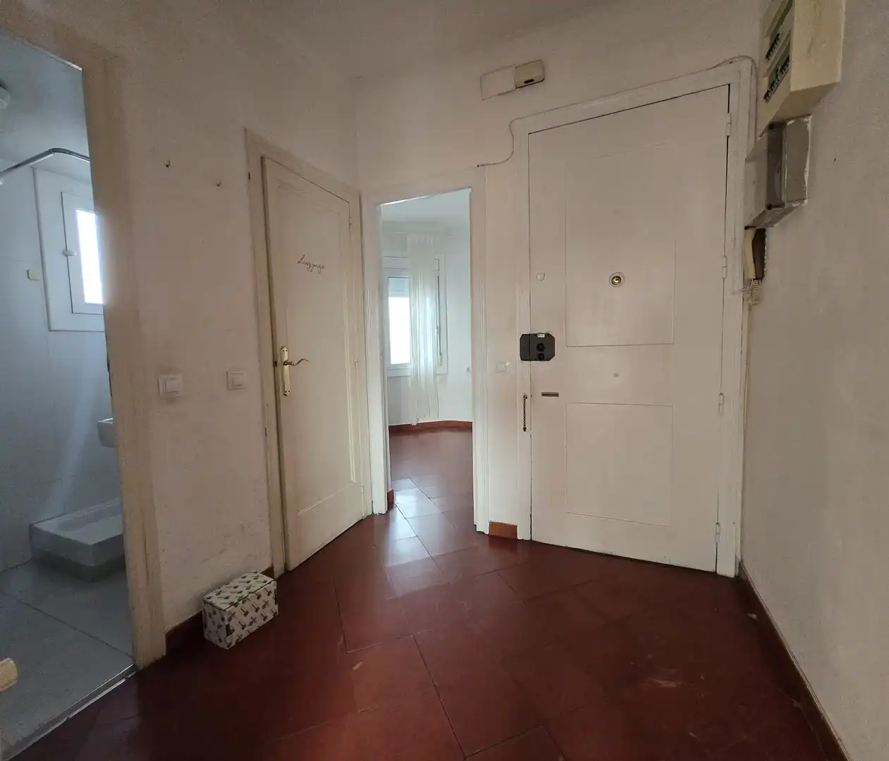 Attic for sale in Barcelona  with Air Conditioner, Terrace and Alarm