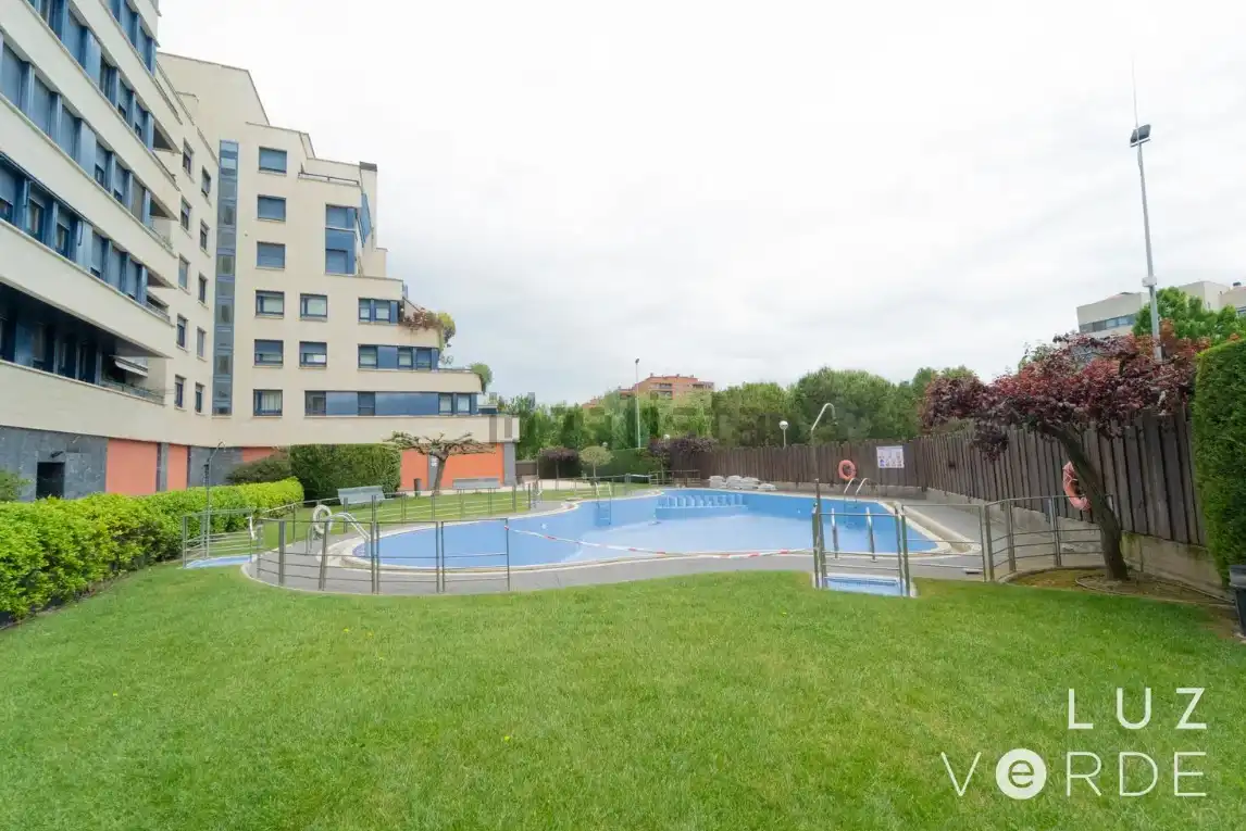 Appartement avec terrasse à vendre à Avenida de la Sierra