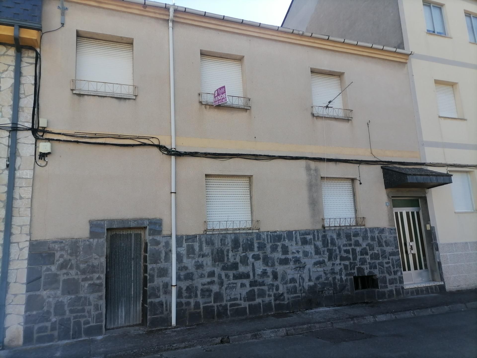 Exterior view of House or chalet for sale in Ponferrada  with Heating