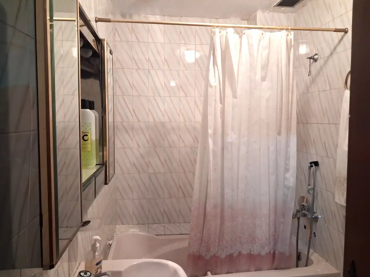 Badezimmer von Geschaftsraum zum Verkauf in Zaragoza mit Möbliert