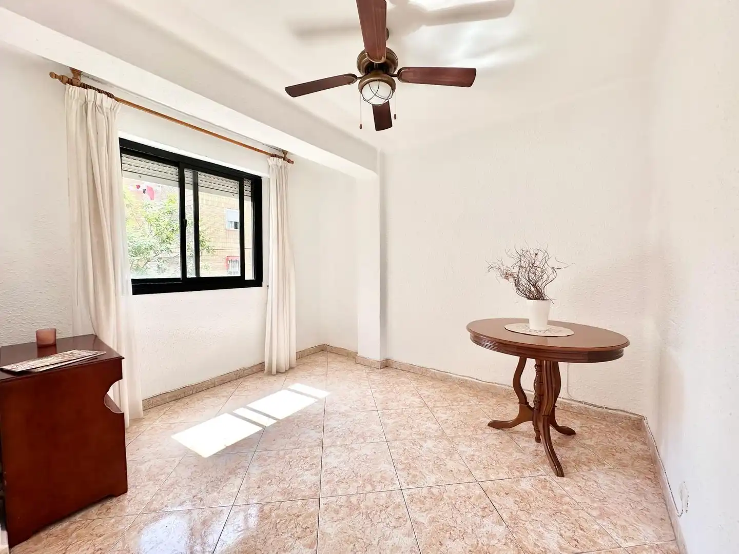 Wohnzimmer von Wohnung zum Verkauf in Málaga mit Balkon