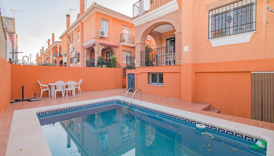 Foto 1 de Casa adosada en venda a Avenida Avenida Dilar, 15, Purchil, Granada