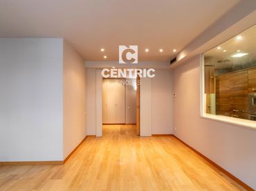 Appartamento con ascensore in vendita a Centre - Sant Oleguer