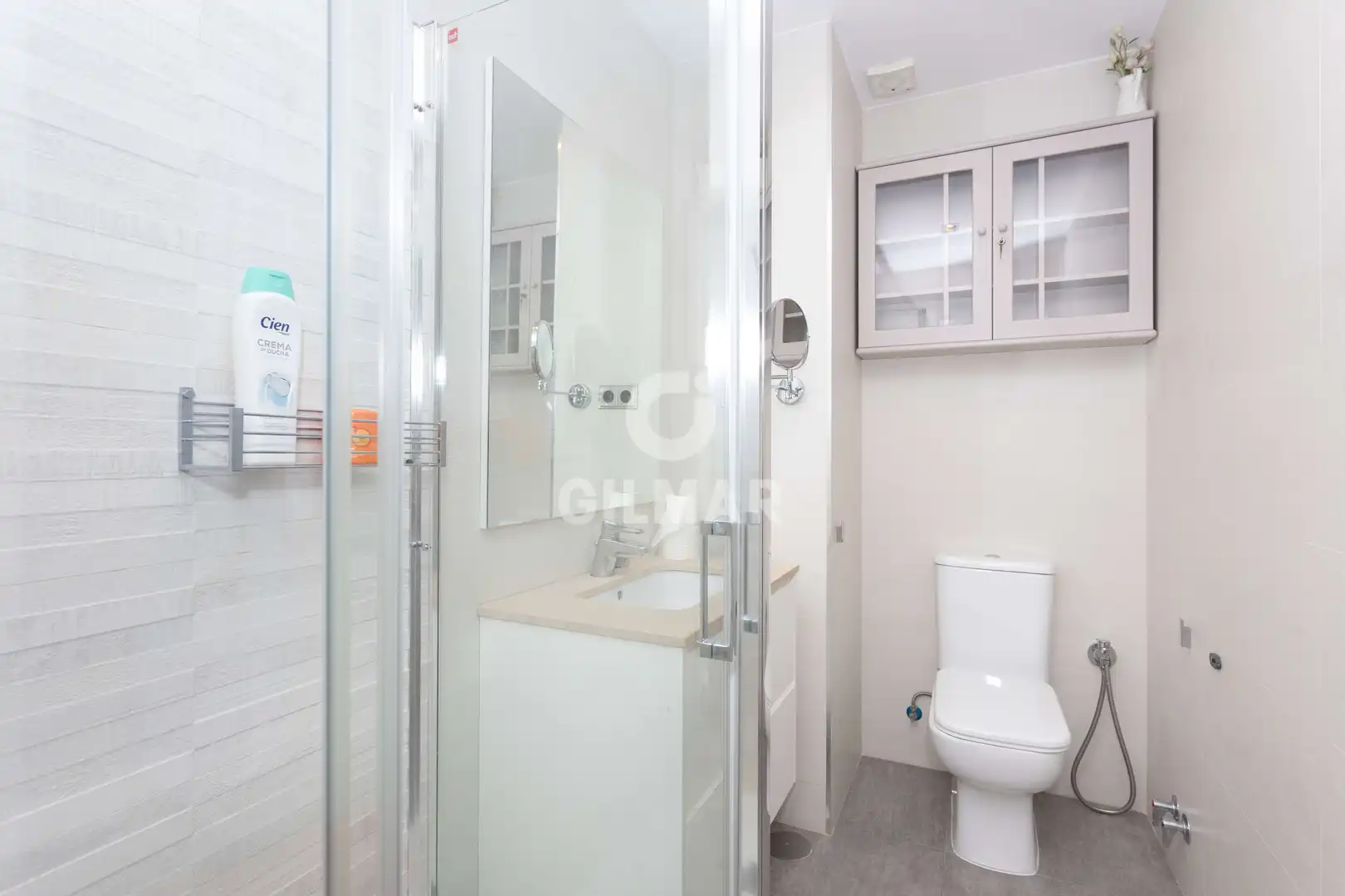 Baño de Piso en venta en Madrid con Calefacción y Balcón
