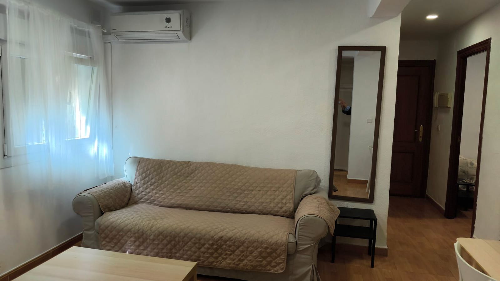 Sala d'estar de Pis de lloguer en  Granada Capital amb Moblat