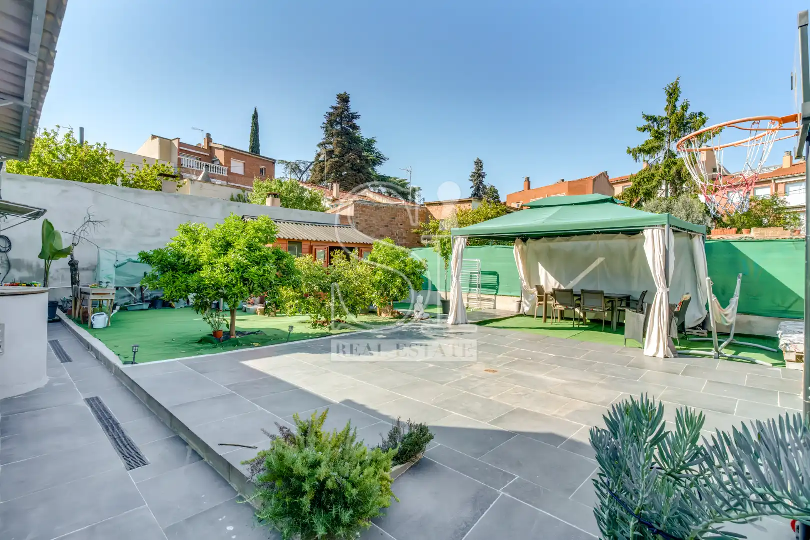 Terrace of Houses for sale in Mollet del Vallès  with Air Conditioner, Private garden and Parquet flooring