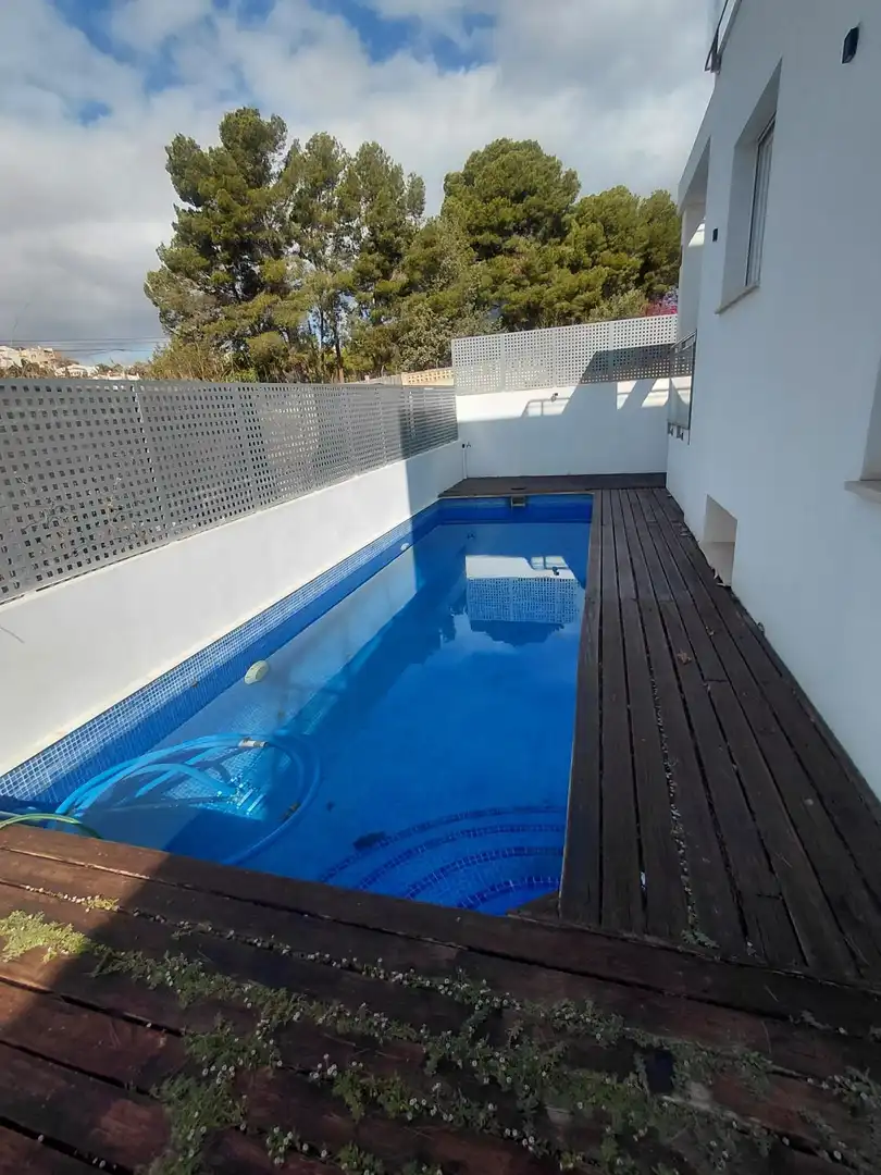 Piscina de Casa o xalet en venda en La Nucia amb Aire condicionat, Jardí privat i Traster