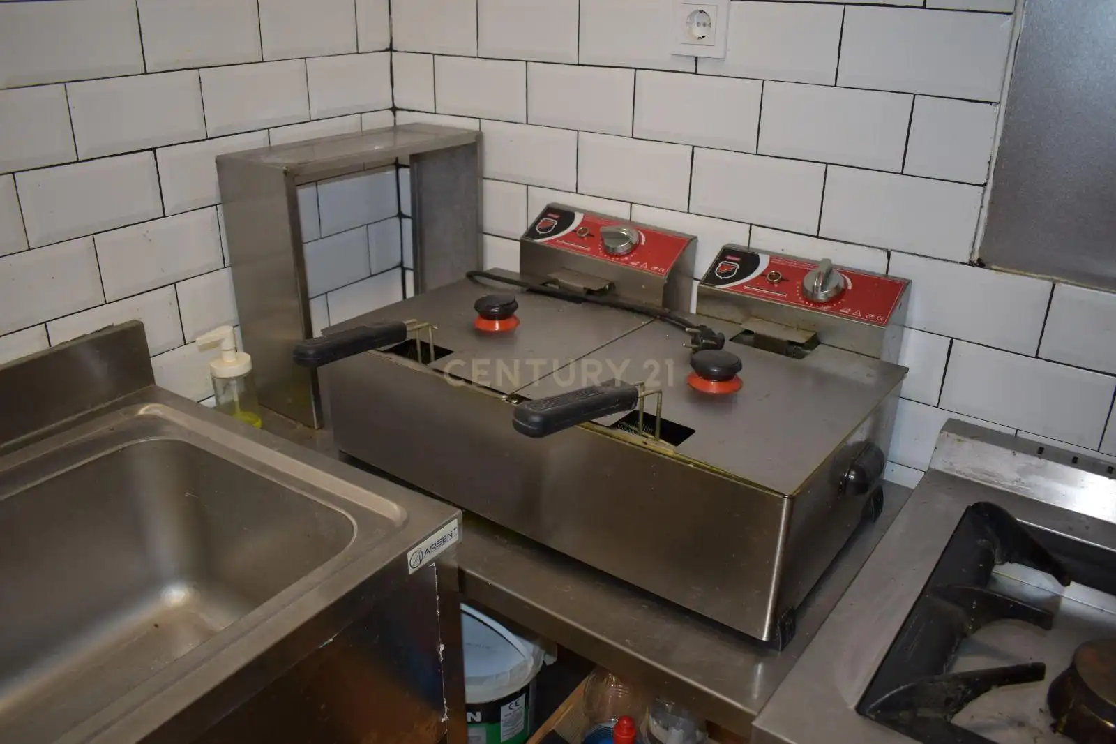 Commercial properties for sale in Malgrat de Mar  with Air Conditioner and Alarm