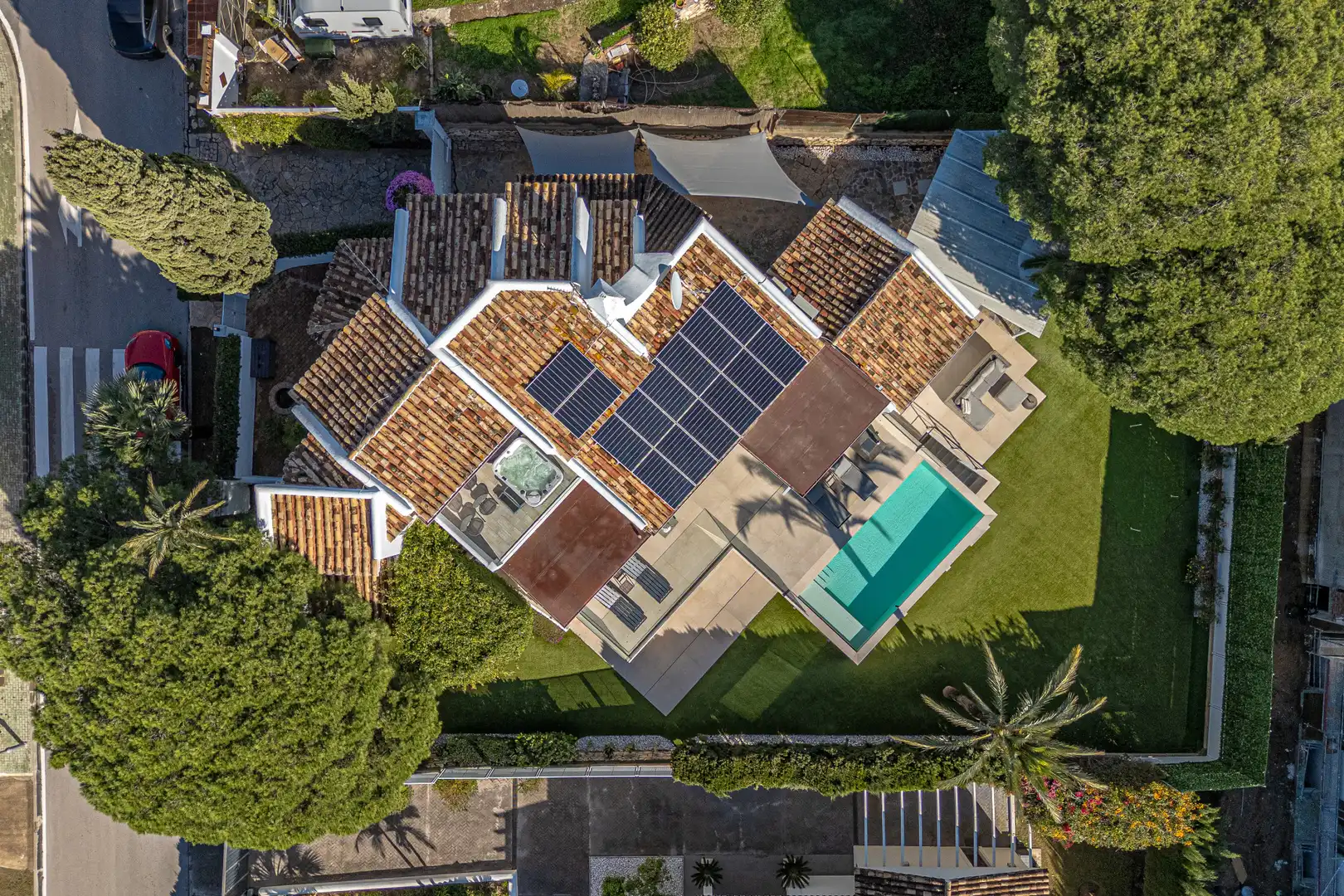 Vista exterior de Casa o chalet en venta en Marbella con Aire acondicionado, Jardín privado y Terraza