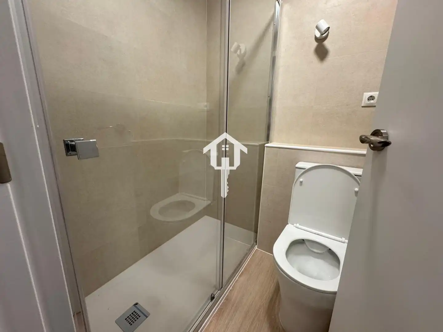 Bathroom of Flat for rent in Alicante / Alacant  with Furnished