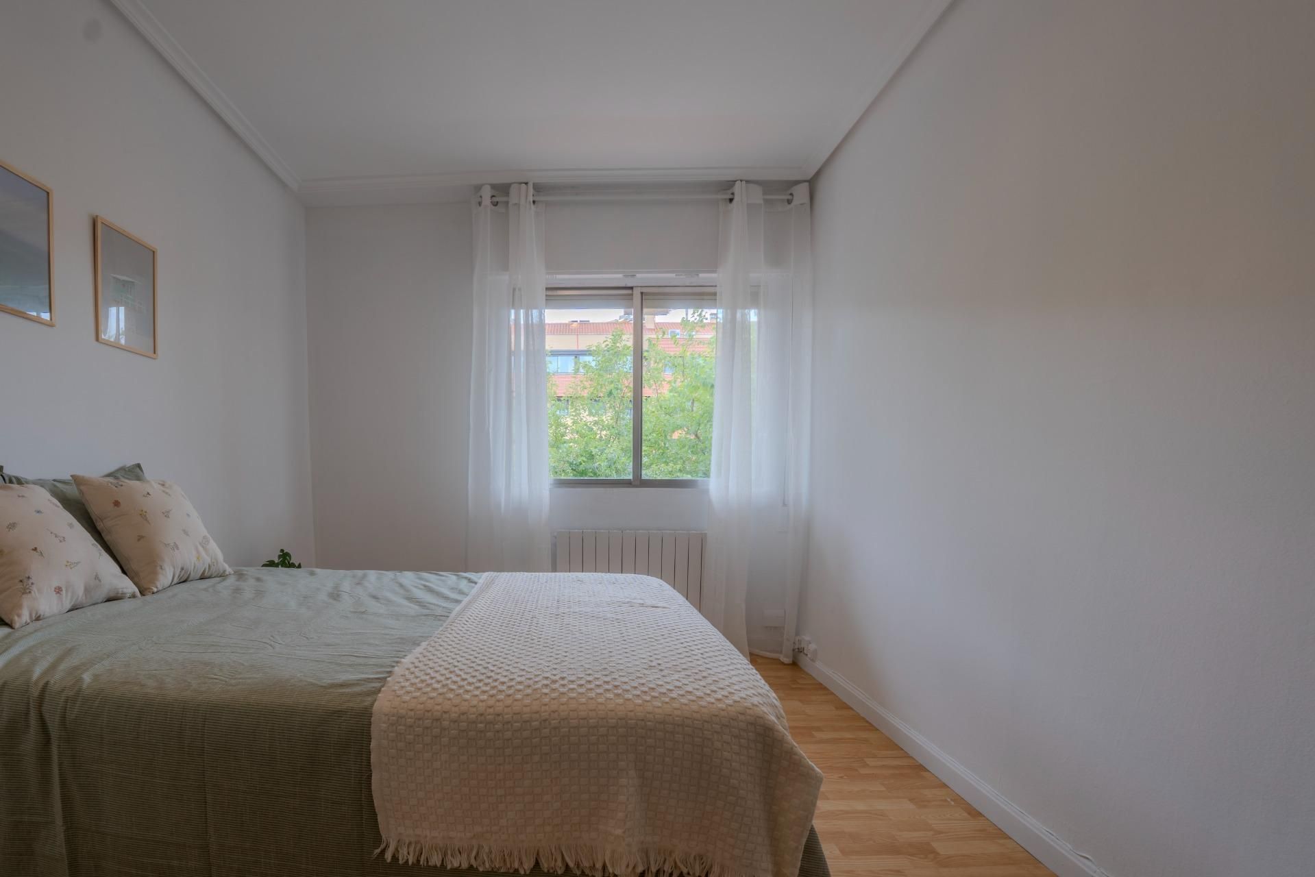 Bedroom of Flat for sale in  Logroño  with Heating and Terrace