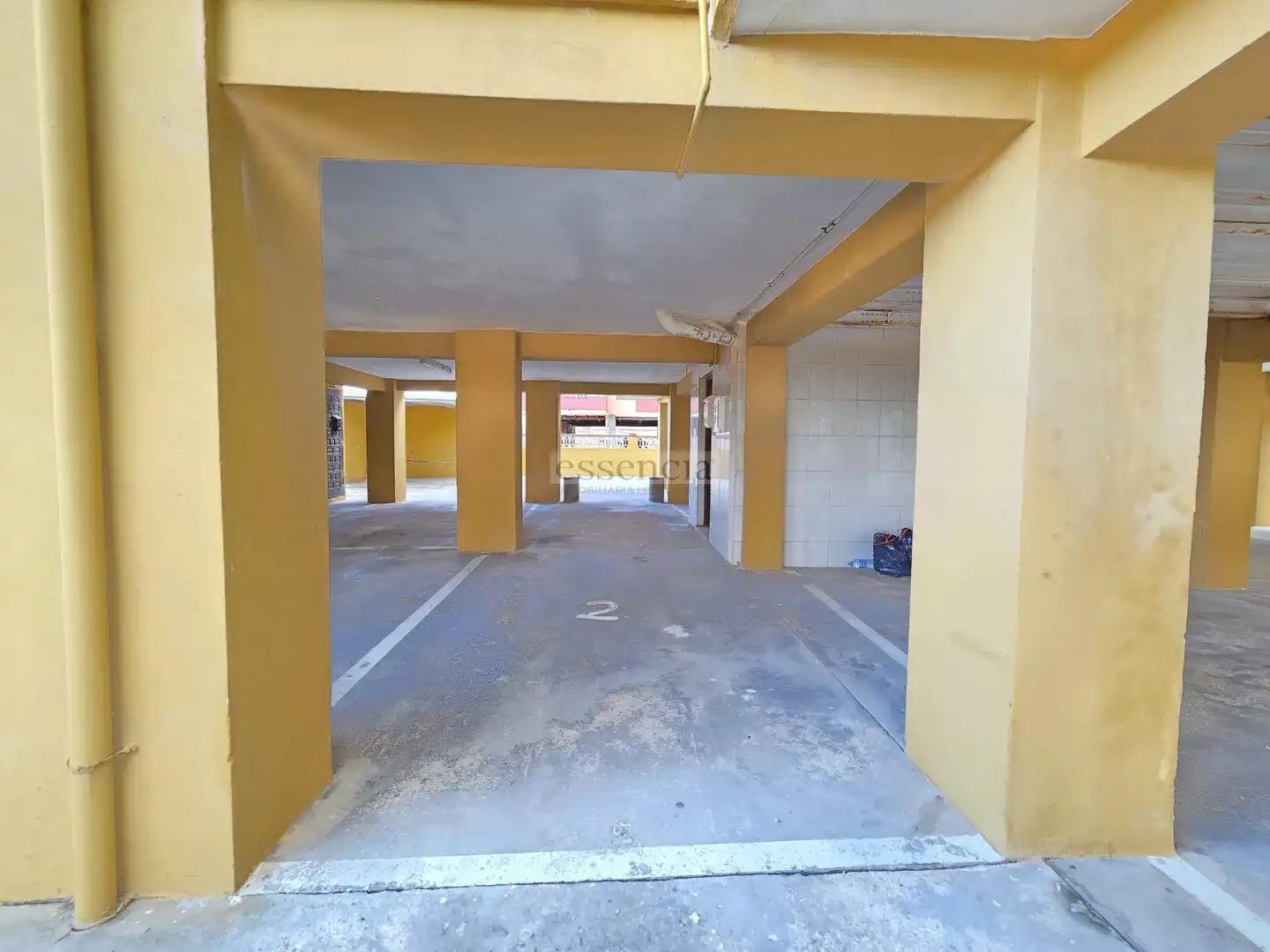 Parking de Apartamento en venta en Tavernes de la Valldigna con Terraza y Balcón