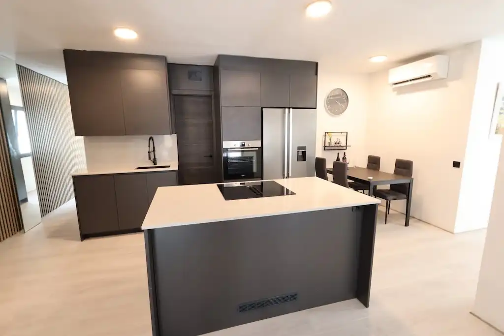 Cocina de Apartamento en venta en Torrevieja con Aire acondicionado, Calefacción y Terraza
