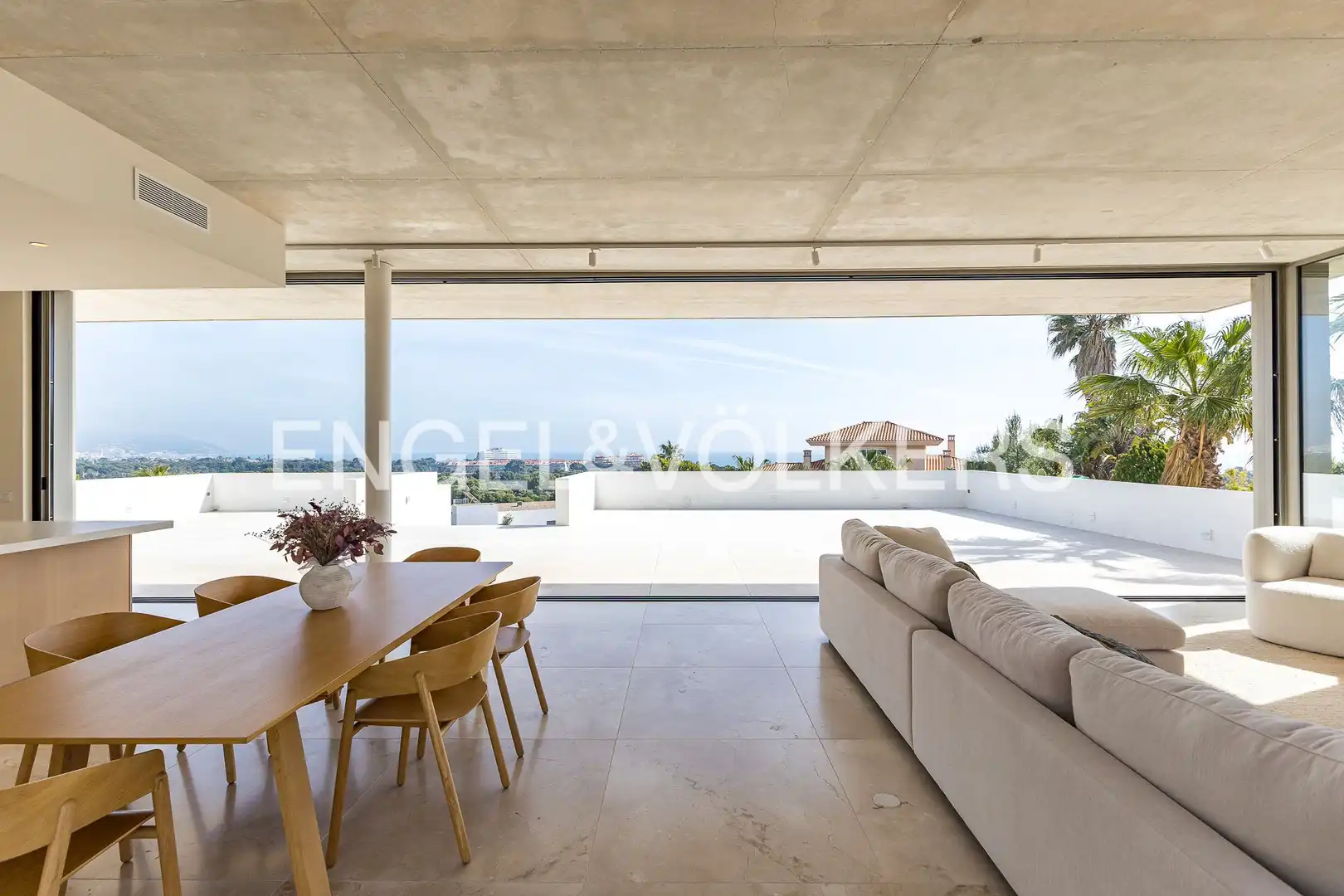 Vista exterior de Casa o chalet de alquiler en Sitges con Aire acondicionado, Calefacción y Jardín privado