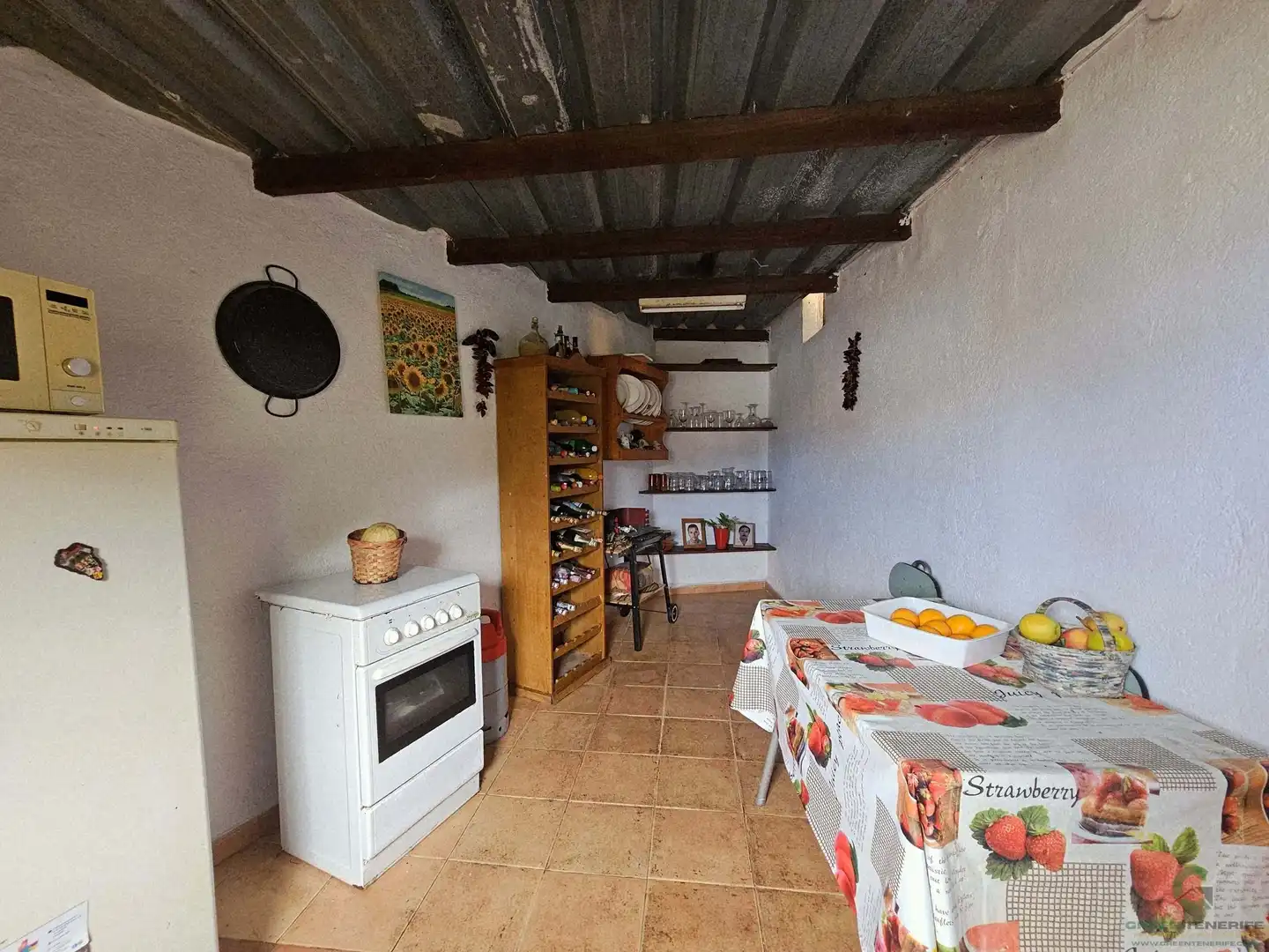 Küche von Einfamilien-Reihenhaus zum Verkauf in Garachico mit Terrasse und Abstellraum
