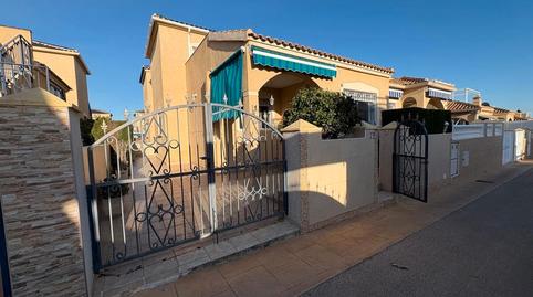 Foto 2 de Casa o xalet en venda a Calle Rosa, Los Balcones y los Altos, Orihuela