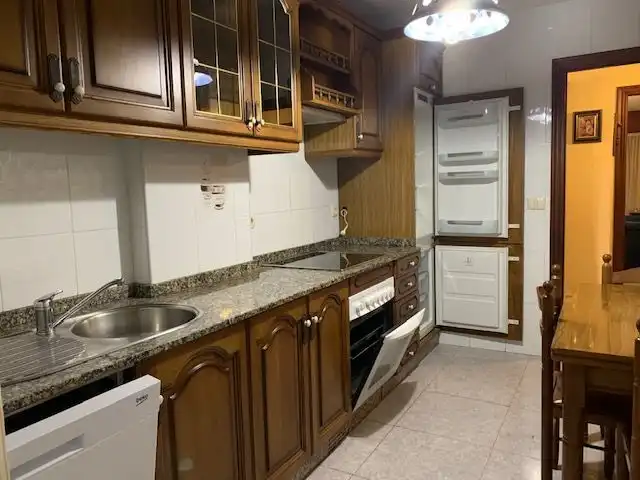 Cuina de Pis de lloguer en Narón amb Calefacció, Parquet i Terrassa
