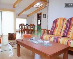 Sala d'estar de Àtic en venda en Covarrubias amb Terrassa