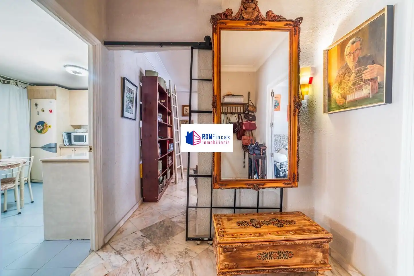 Flat for sale in Sevilla  with Air Conditioner and Storage room