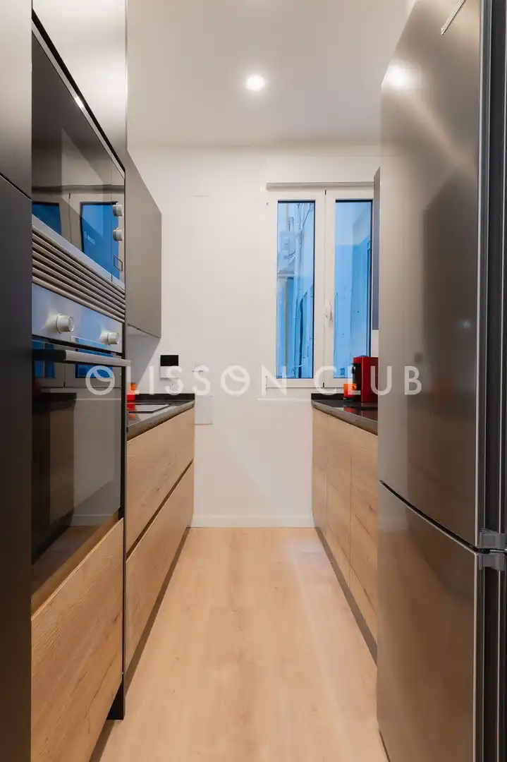 Kitchen of Flat for sale in Madrid  with Air Conditioner, Heating and Storage room