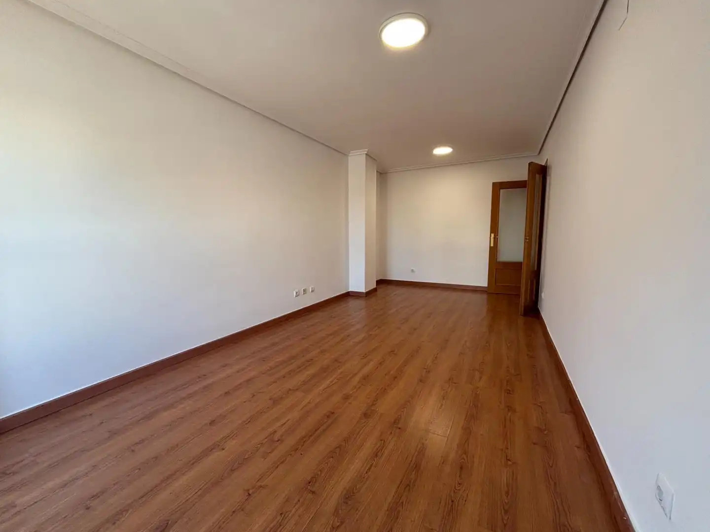 Flat with lift for sale in Calle CORONEL MONTESINOS, imagen 4