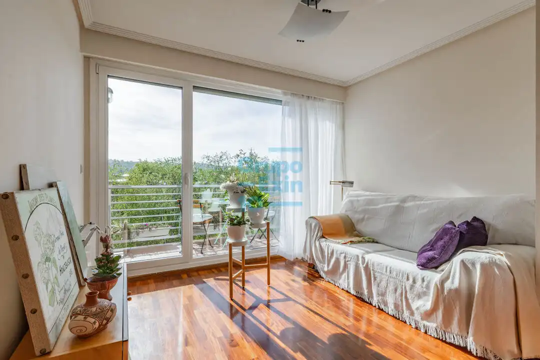 Piso en venta en Auspero Kalea