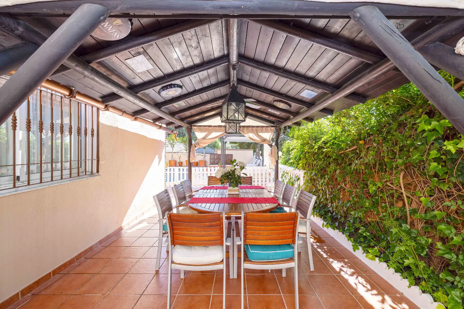 Terrassa de Casa o xalet en venda en Málaga amb Aire condicionat, Calefacció i Jardí privat