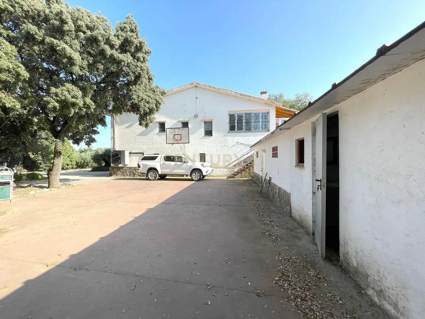 Exterior view of Houses for sale in Terrassa  with Air Conditioner, Private garden and Storage room