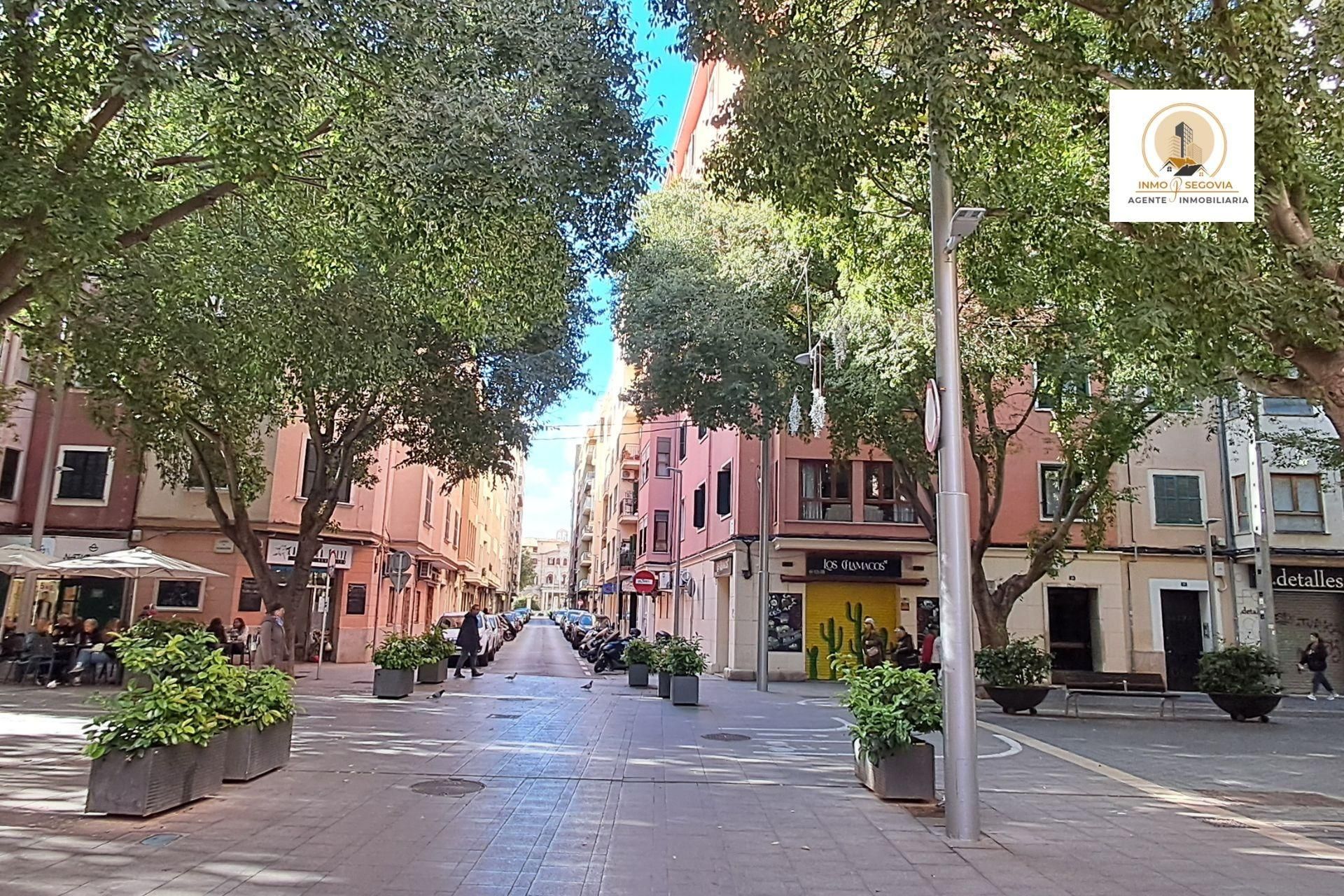 Vista exterior de Local en venda en  Palma de Mallorca amb Aire condicionat