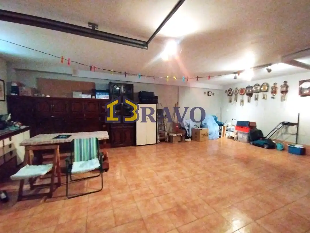 Casa adosada en venta en Medina de Pomar con Calefacción, Jardín privado y Terraza