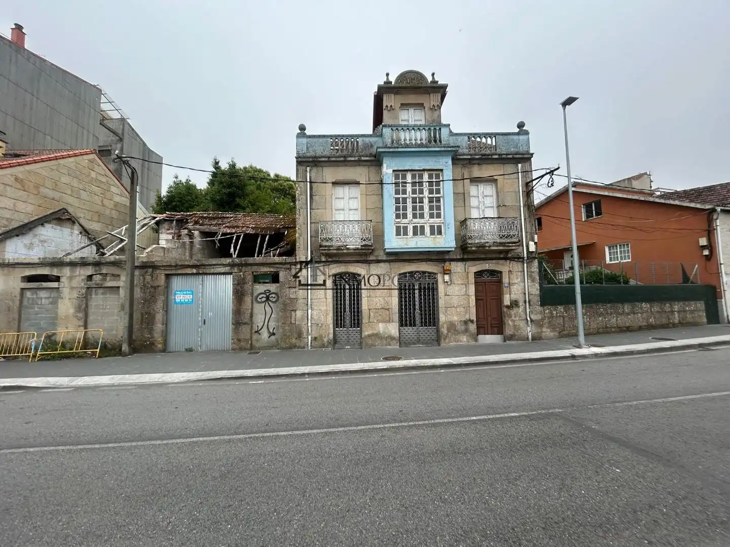 Vista exterior de Casa o xalet en venda en Pontevedra Capital  amb Jardí privat