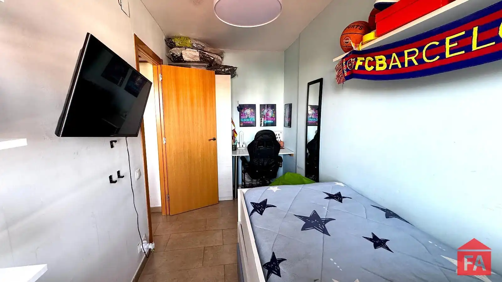 Bedroom of Attic for sale in El Vendrell  with Air Conditioner, Terrace and Storage room