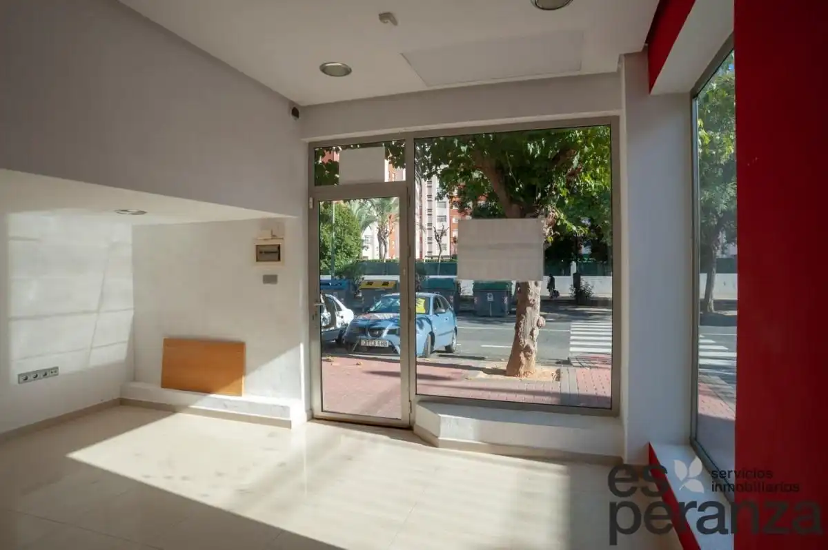 Haus zum Verkauf in Murcia mit Klimaanlage und Terrasse