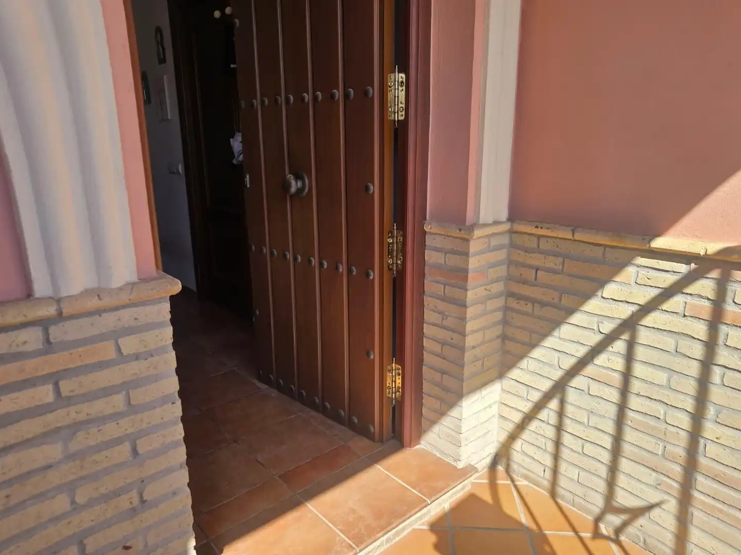 Casa con terraza en venta en Gines, imagen 3