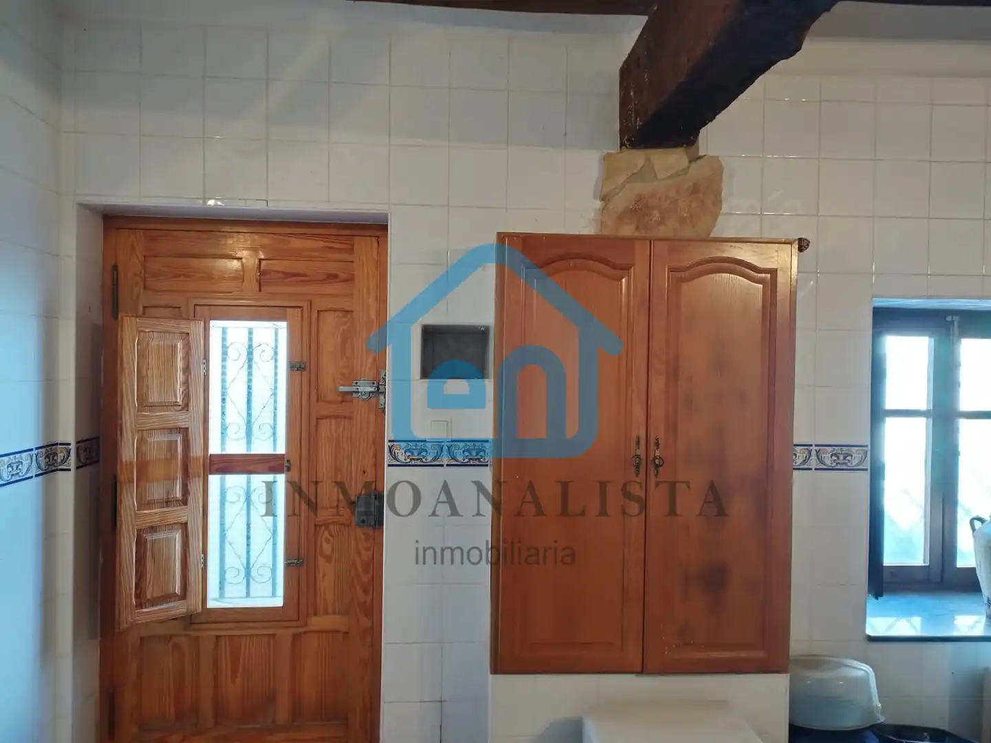 Kitchen of Country homes for sale in Requena  with Heating and Balcony