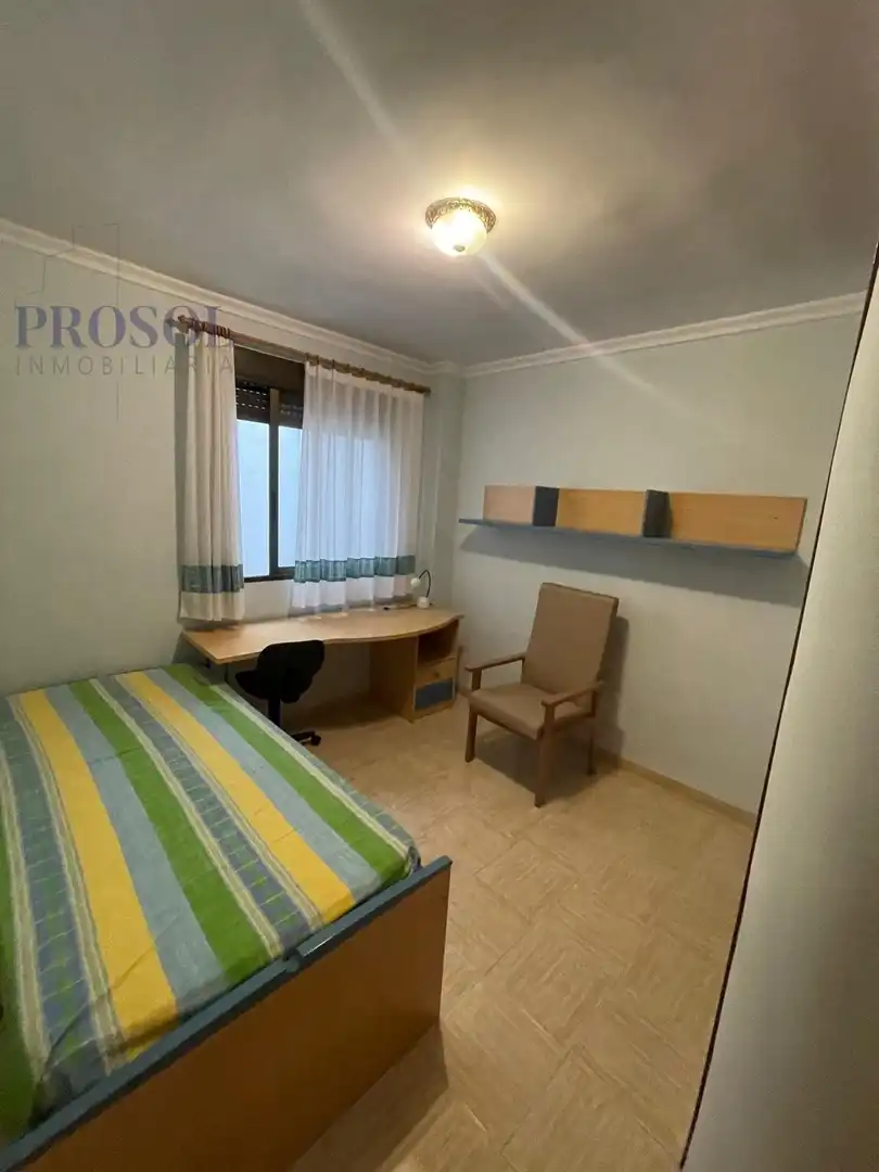 Habitación de Casa adosada en venta en Vila-real