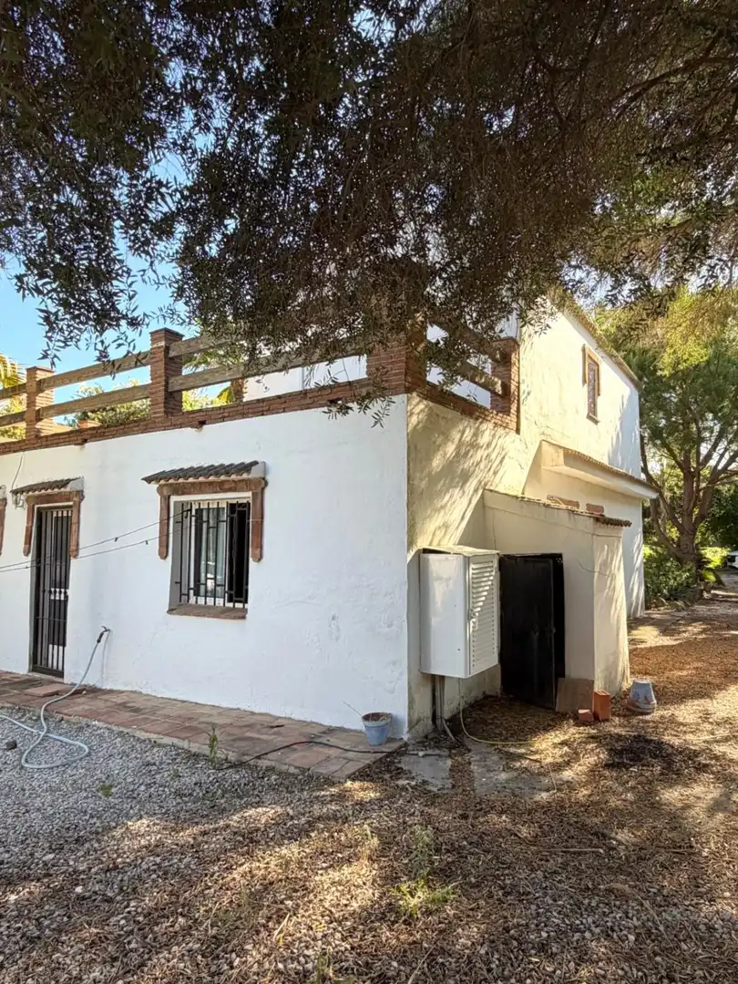 Casa rústica amb piscina en venda a San Martín del Tesorillo, imagen 11